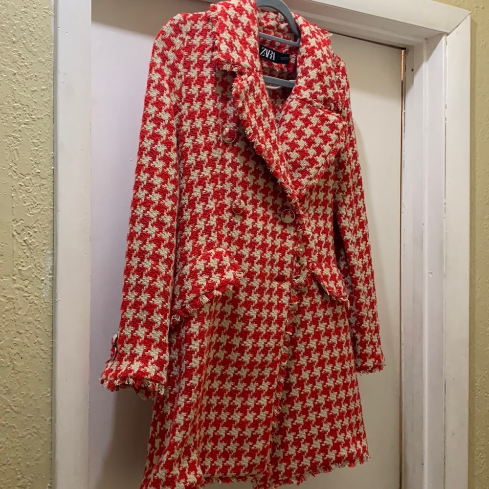 Zara Red and Cream Houndstooth Wool Blend Coat